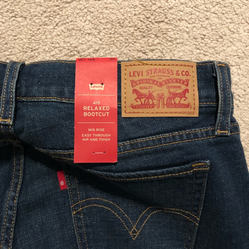 Levi’s 415 Relaxed Bootcut Jeans